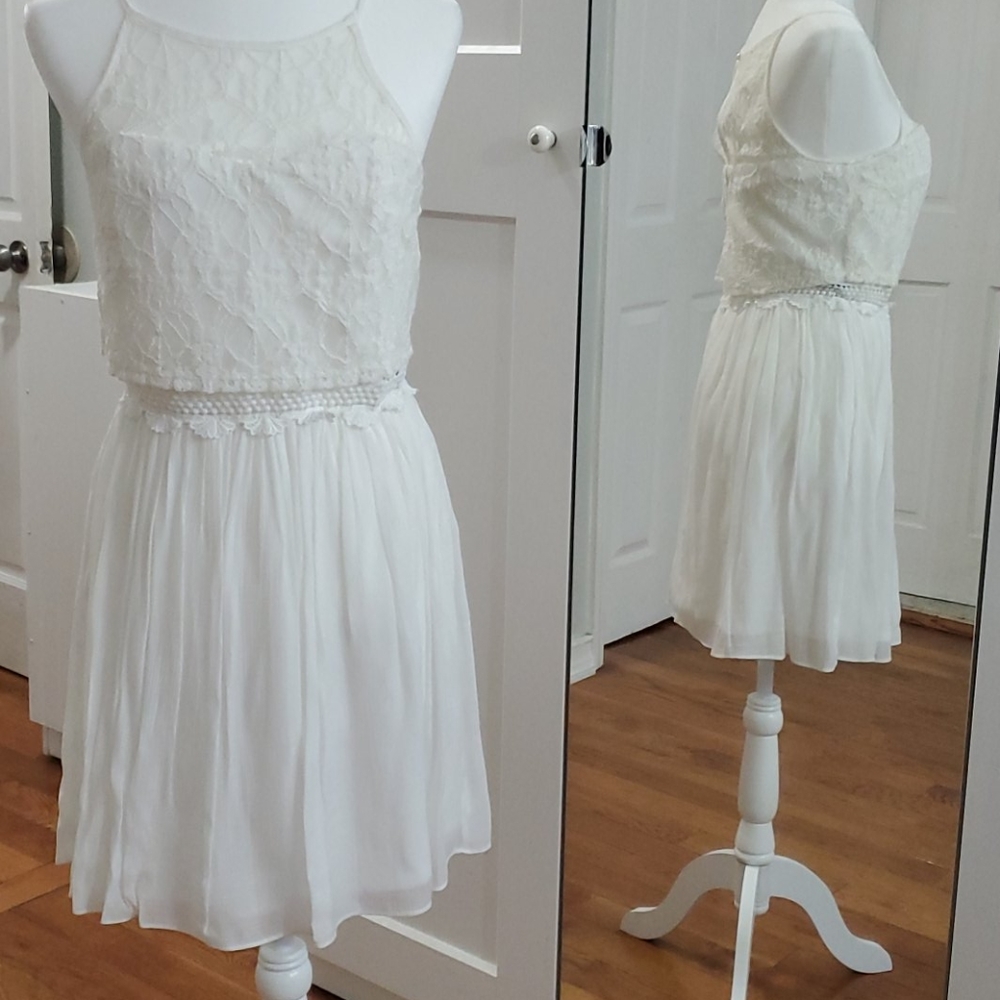 Lace white dress